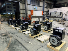 Cấu trúc và nguyên lý hoạt động của máy phát điện nam châm vĩnh cửu là gì?